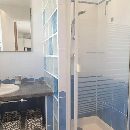 Les Algues T2 Apartment
